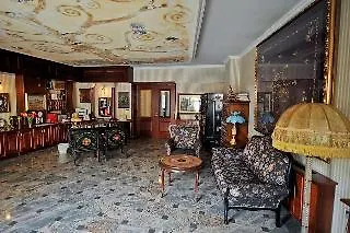 Hotel Royal Gold