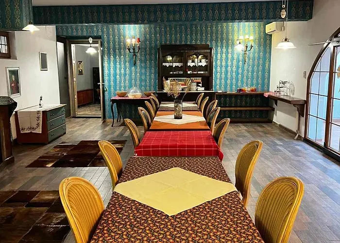 Royal Gold 酒店 4*